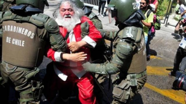 Weihnachtsmann in Chile inhaftiert