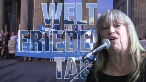 1. September - Weltfriedenstag - Gina Pietsch singt